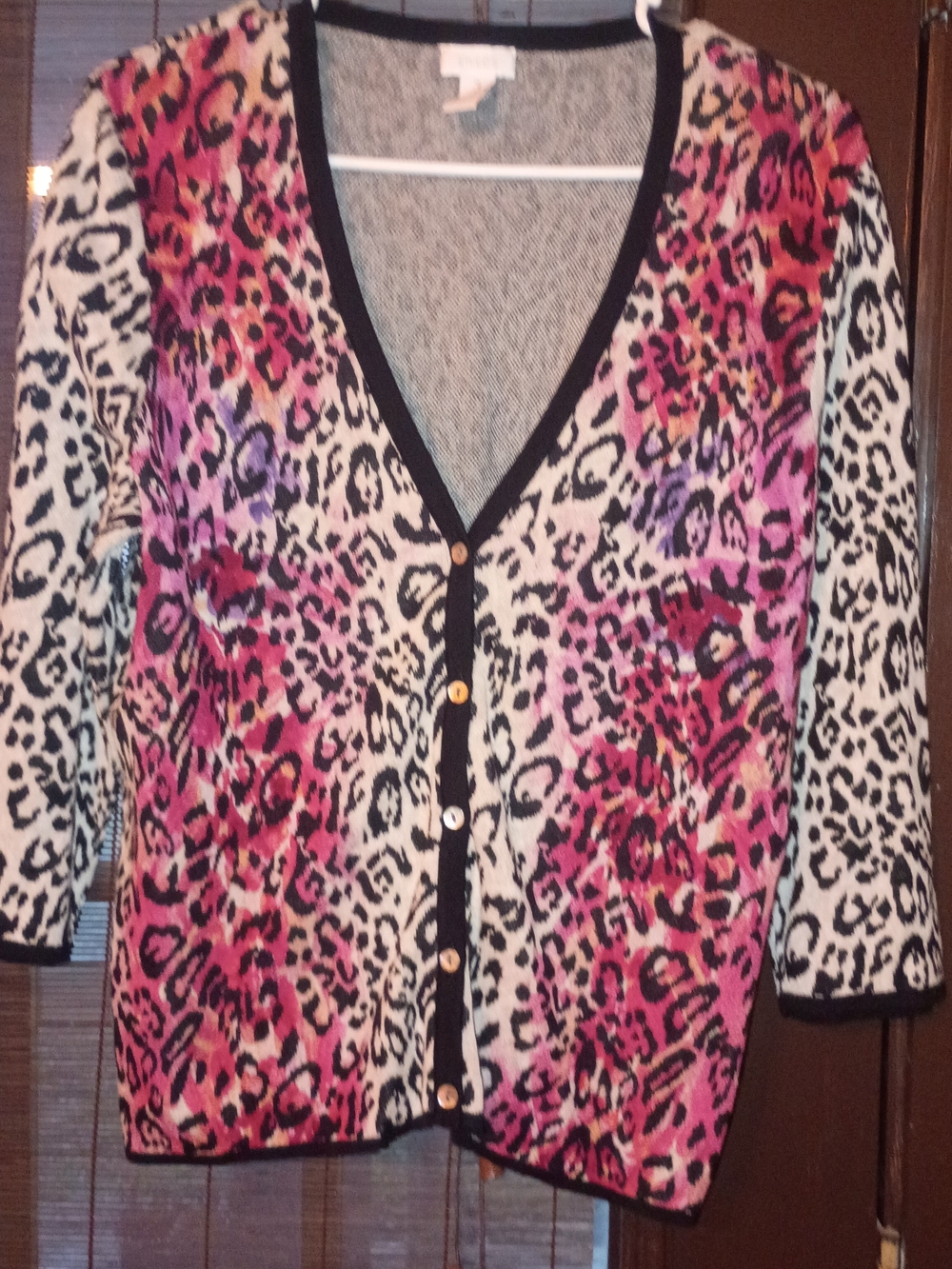 (M172)Chico's Pink Black Leopard Print V-Neck Button Cardigan